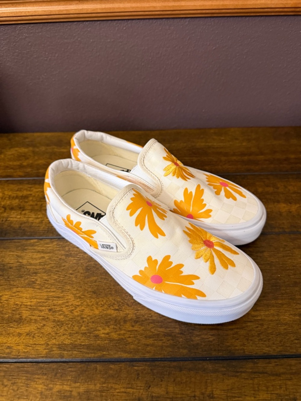Vans Checkerboard Floral Slip On Shoes - Picture 2 of 9